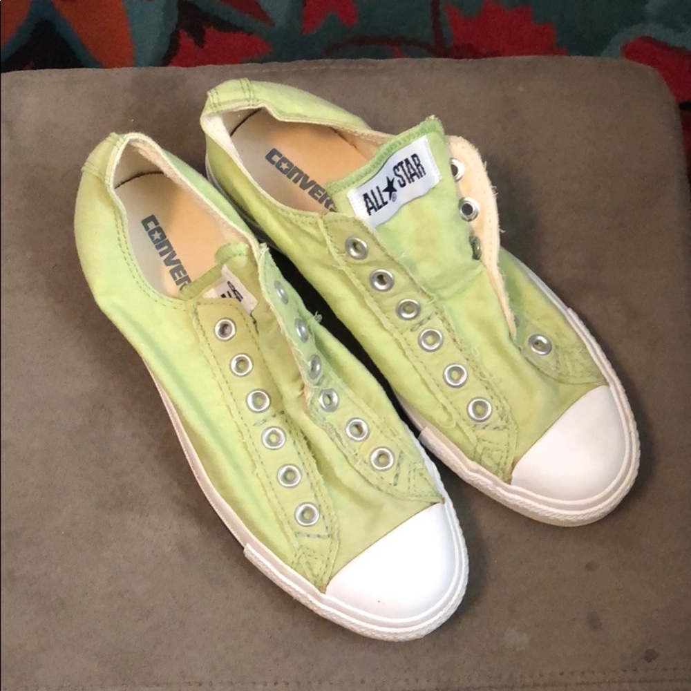 Lime Green Chuck Taylor Converse Lo-Top, Laceless
